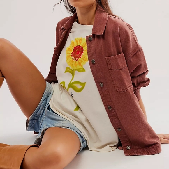 🌻NWOT) "Sunflower tee" By"we the free" 🌻 - Picture 16 of 16